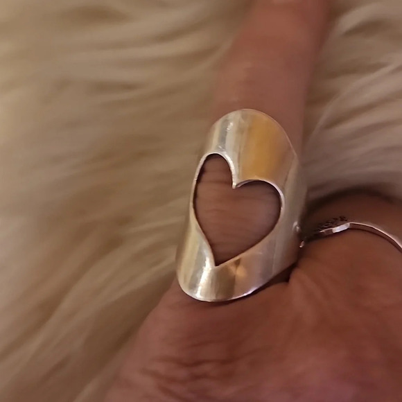 Vintage Abstract heart sterling ring 6.5- 6.75 - Picture 3 of 7